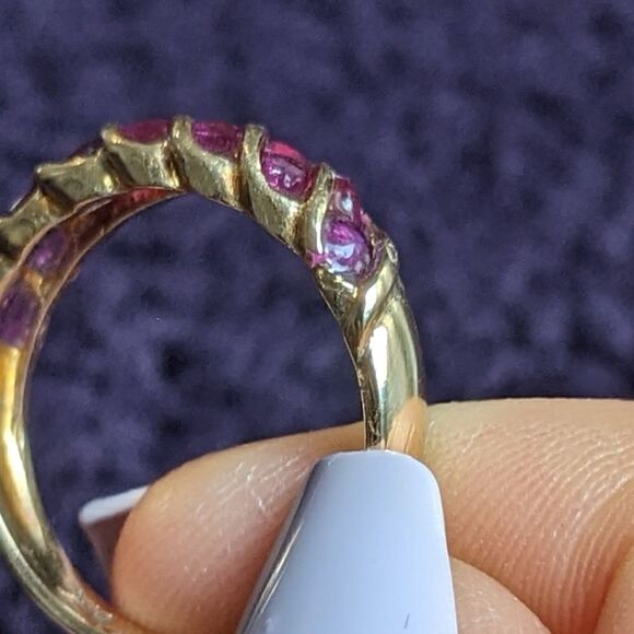 14k gold ruby band  - Picture 7 of 7